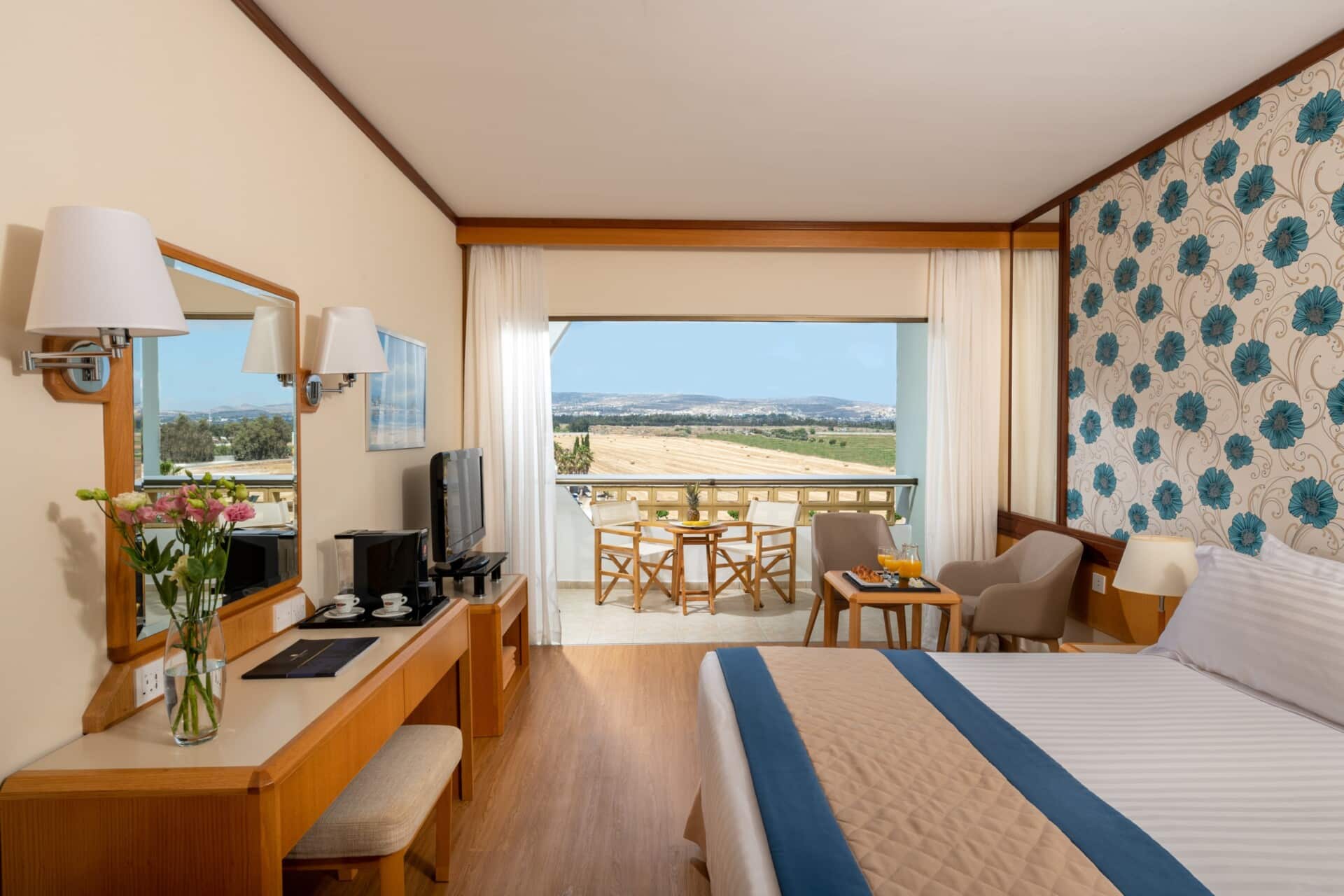 Standard land view room перевод на русский. Constantinou Bros Athena Beach Hotel Пафос. Superior Sea view. Royal Signus Hotel Superior Standard Room Land view. Superior Land view что это за номер.