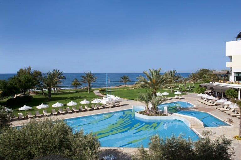 Beachfront Paphos luxury hotel | Athena Royal Beach Hotel